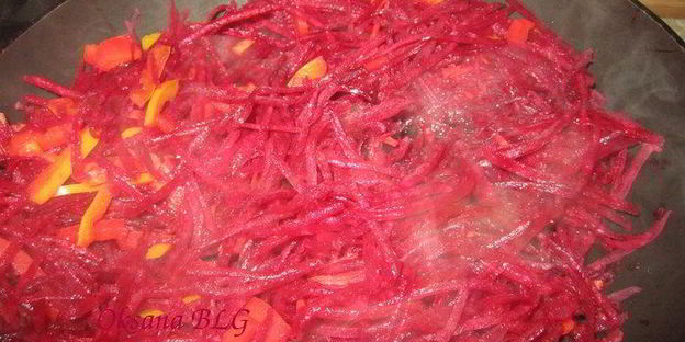 борщ с пампушками