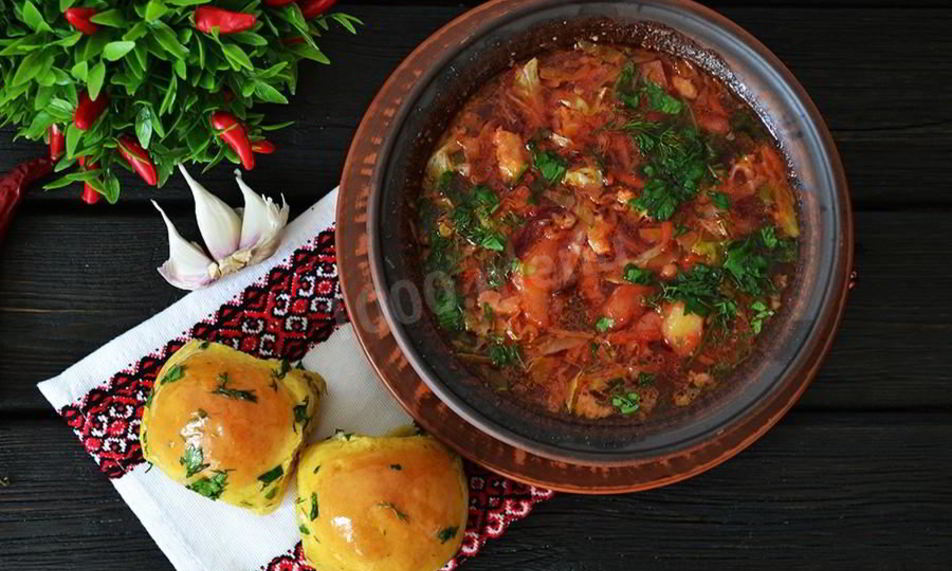 Рецепт классического борща со свеклой и курицей на томатном соке