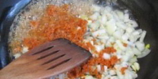 зеленый борщ со щавелем