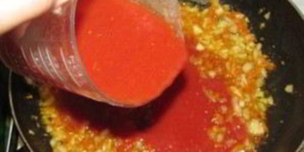 зеленый борщ со щавелем