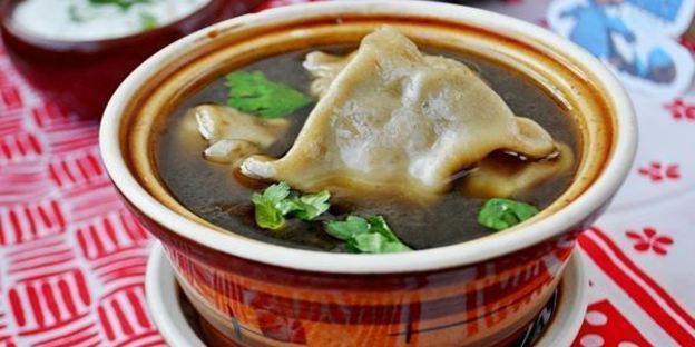 бульон с грибными ушками