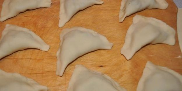 бульон с грибными ушками