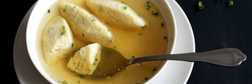 Бульон с клецками