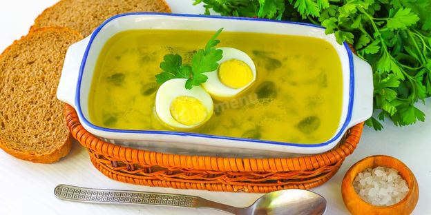 бульон с яйцом