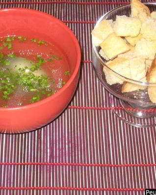 Крепкий бульон из мяса говядины