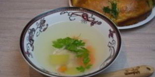 куриный бульон с пампушками