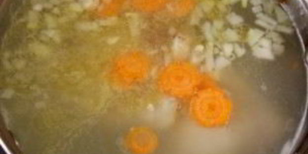 лапша на курином бульоне