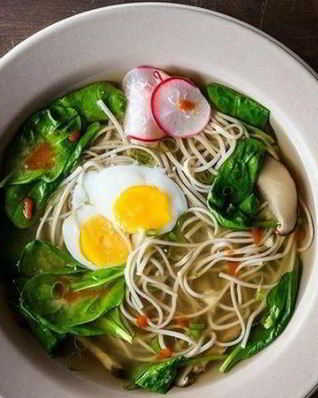 Лапша в грибном бульоне