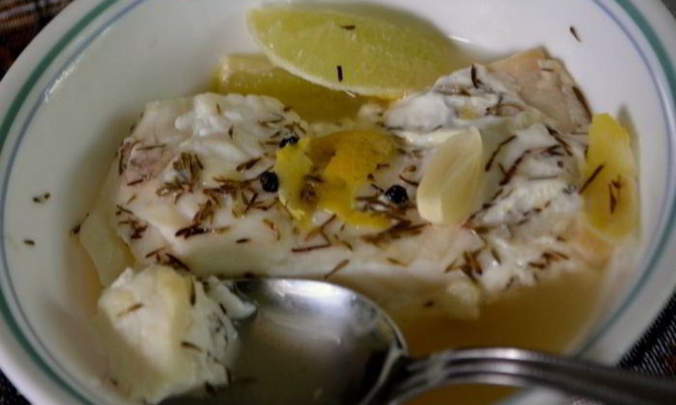 Рецепт палтуса в лимонно-тимьянном бульоне