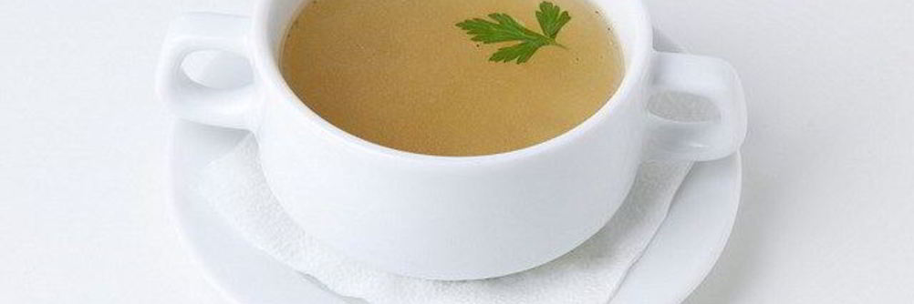 Простой куриный бульон