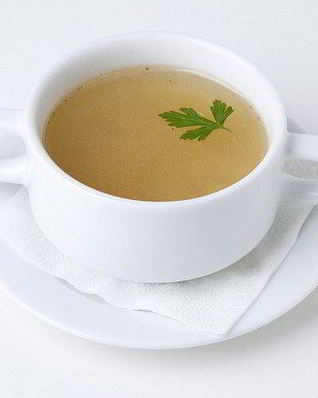 Простой куриный бульон