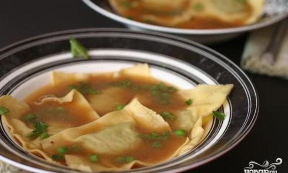 Рецепт равиолей с зеленым горошком в лимонном бульоне