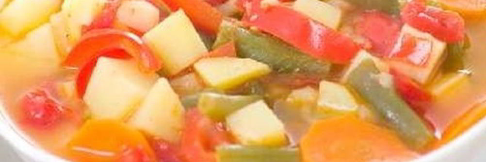 Суп-гуляш на курином бульоне