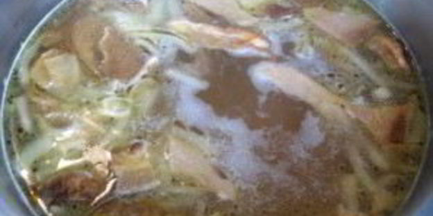 суп из белых грибов на курином бульоне