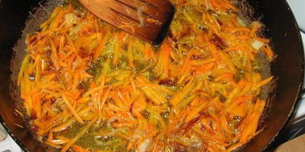 суп панадель — бульон с блинчиками