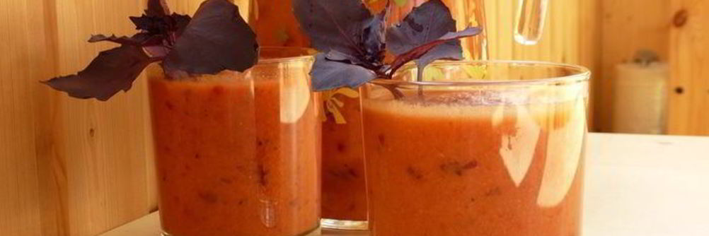 Гаспачо с черешней