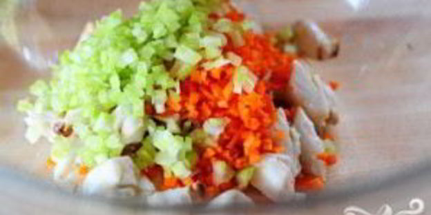 гаспачо с крабовым салатом