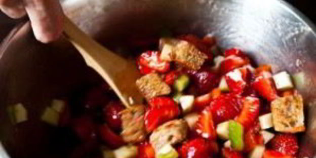 клубничный гаспачо