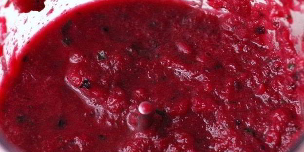 свекольно-ягодный гаспачо