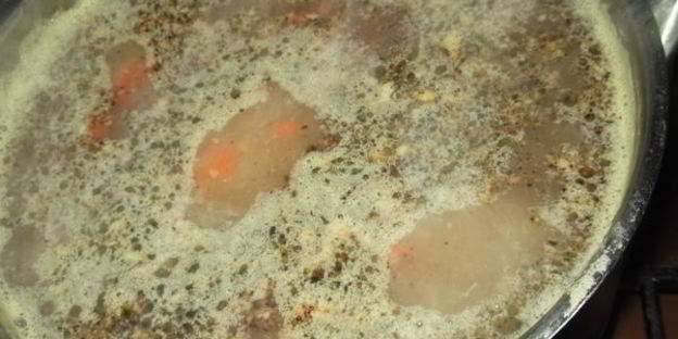 гороховый суп с грецким орехом