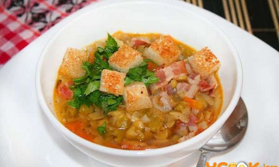 Рецепт горохового супа с копченой колбасой и беконом