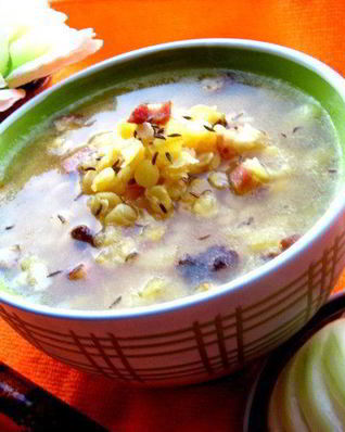 Гороховый суп с копченостями и тыквой