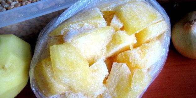 гороховый суп с копченостями и тыквой