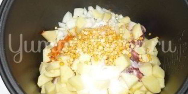 гороховый суп с копченостями из мультиварки