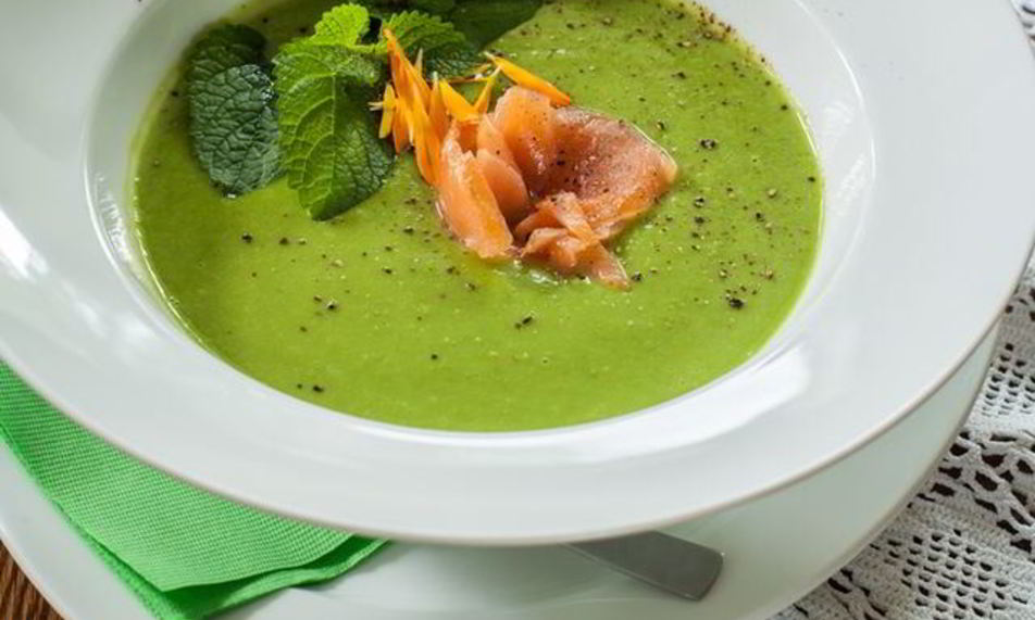 Рецепт горохового супа с копченым лососем