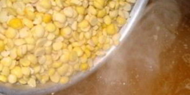 гороховый суп с копчеными ребрами