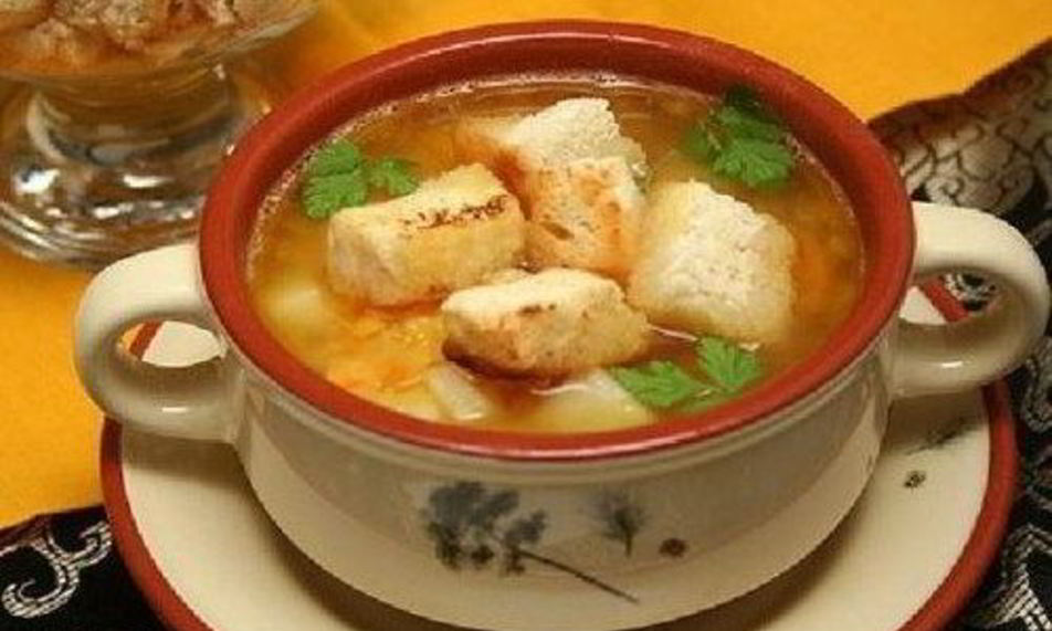 Рецепт горохового супа с копчеными ребрышками и сельдереем