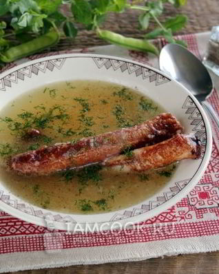 Гороховый суп с копчеными ребрышками в мультиварке