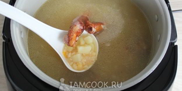 гороховый суп с копчеными ребрышками в мультиварке