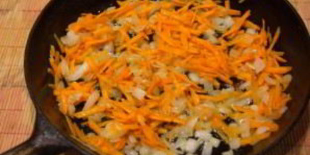 гороховый суп с охотничими колбасками