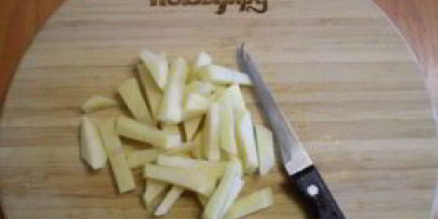 гороховый суп с сухариками