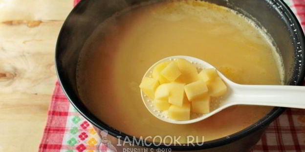 гороховый суп с тушенкой в мультиварке