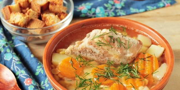 гороховый суп с запеченными ребрышками