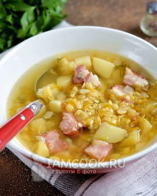 Гороховый суп со свиными ребрышками