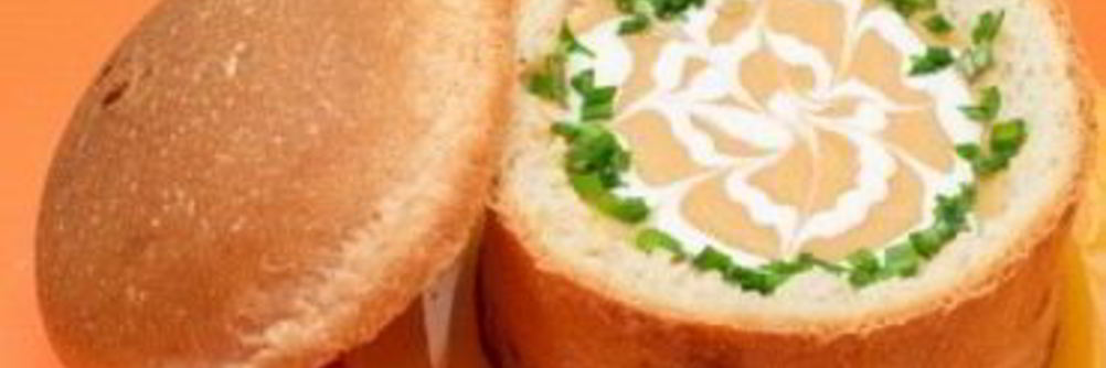 Гороховый суп в хлебе