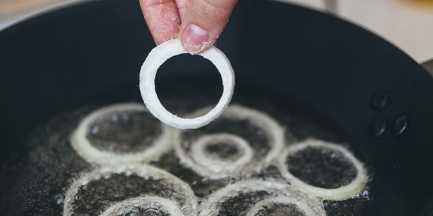 суп гороховый с беконом и луком-фри