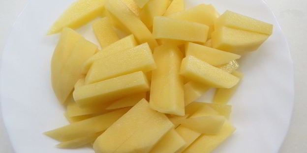 суп гороховый с копченостями и горчицей