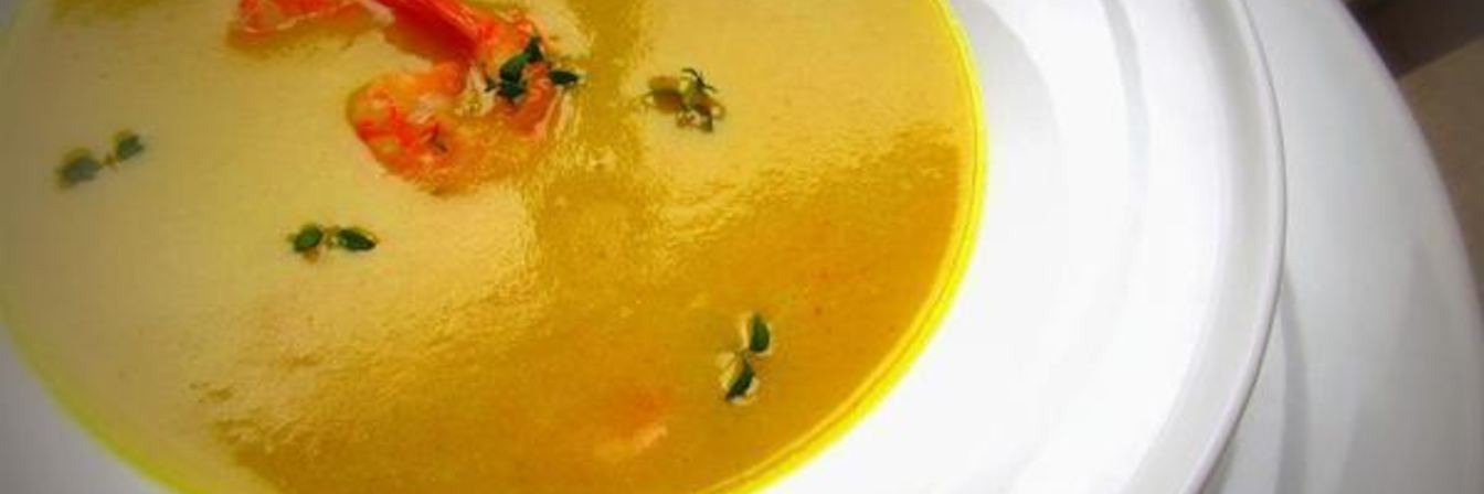 Картофельный крем-суп с креветками и имбирем