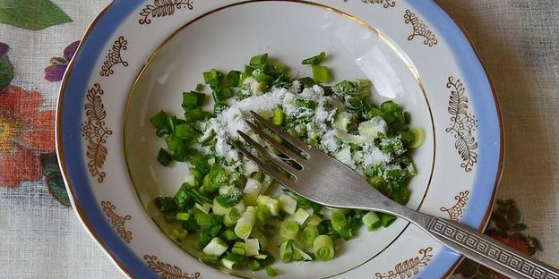 холодник из щавеля на кефире