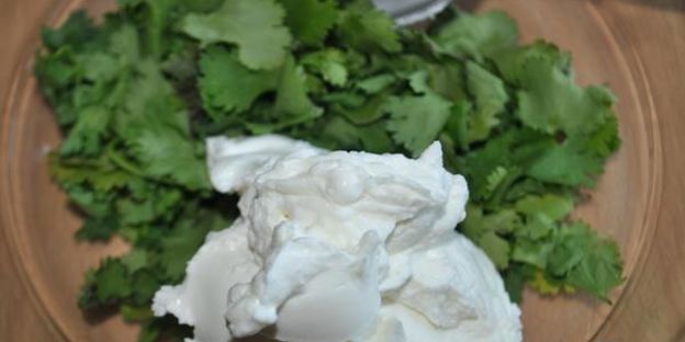 холодный кокосовый суп со свеклой