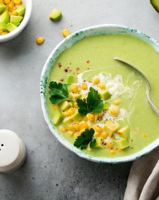 Холодный крем-суп из авокадо с кукурузой