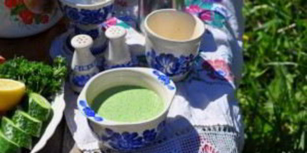 холодный огуречный суп на йогурте