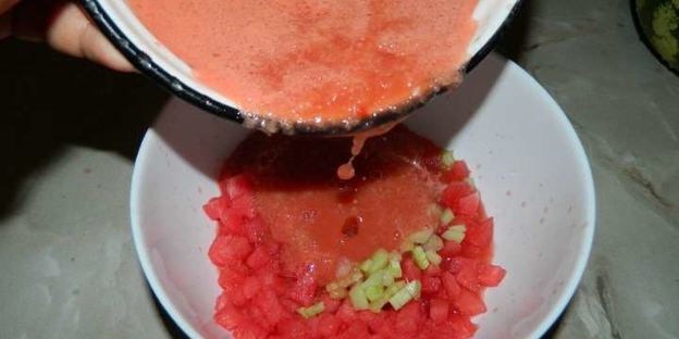 холодный суп гаспачо из арбуза