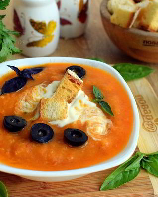 Холодный суп из кабачковой икры