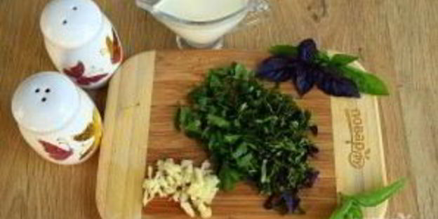 холодный суп из кабачковой икры