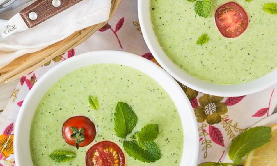 Рецепт холодного супа из огурца и цуккини